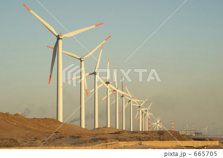 朝焼けの風車 665705