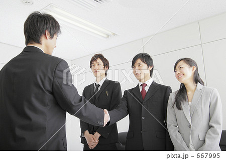 オフィスシーン 667995