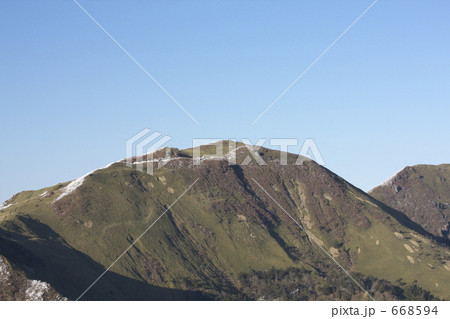 雪解けの寒風山 668594