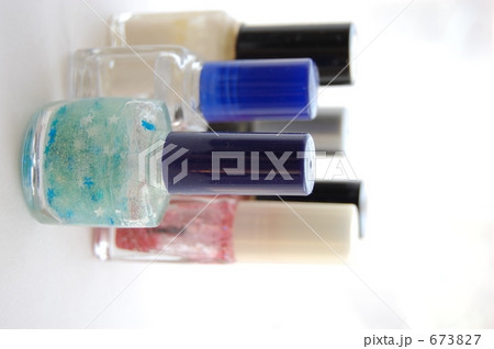 ラメ入りネイルカラー 673827