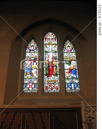 大聖堂ステンドグラス 679223