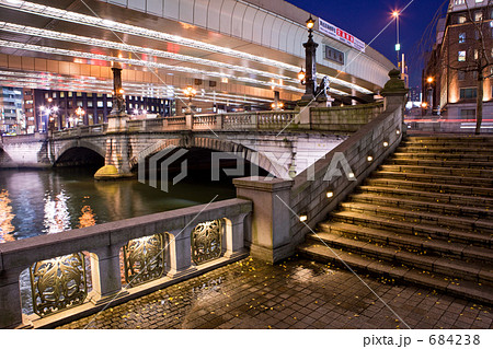 夜の日本橋 684238