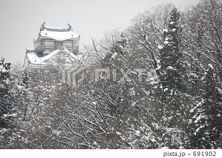 福井・越前大野城の積雪風景 福井・越前大野城の積雪風景 691902