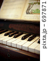古いオルガン 697871