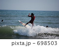 晴れた日のサーファー 698503