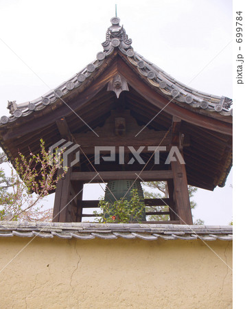 東大寺公慶堂の鐘楼 699784