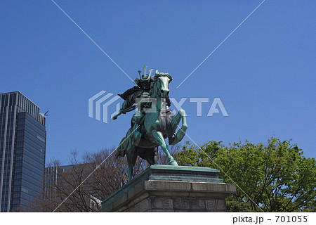 皇居外苑の楠正成像 皇居外苑の楠正成像 701055