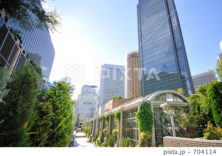 大阪梅田の街並み 大阪梅田の街並み 704114