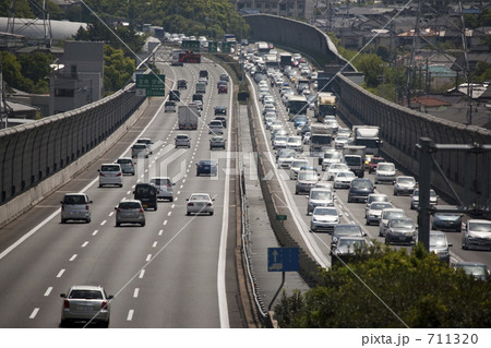 混雑する宝塚東トンネル手前 混雑する宝塚東トンネル手前 711320