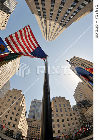 ロックフェラー・センターと星条旗 712621