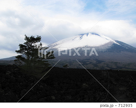 岩手山焼走り溶岩流 岩手山焼走り溶岩流 712935