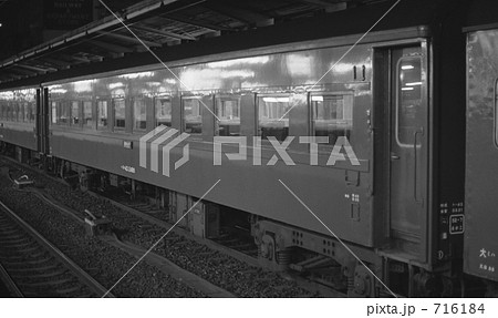 鉄道　国鉄・大阪駅福知山線ホーム　昭和54年 716184