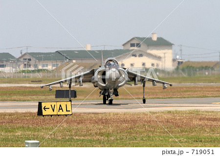 ＡＶ－８　ハリアー 719051