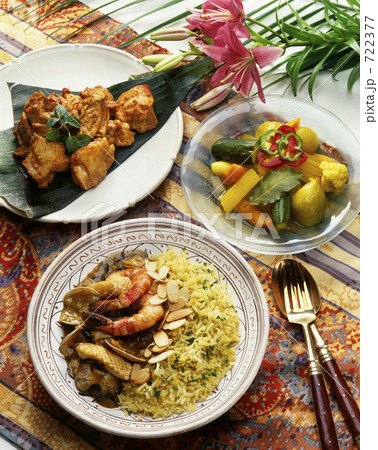 魚介カレーとタンドリー風チキン 722377