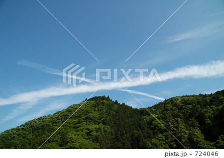 お空にバッテン～ 724046