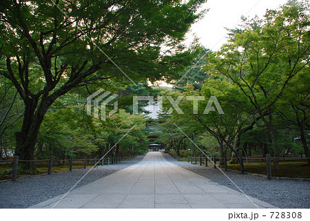京都・南禅寺の参道 728308