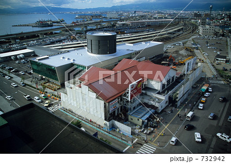 新旧の函館駅 新旧の函館駅 732942