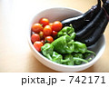 742171