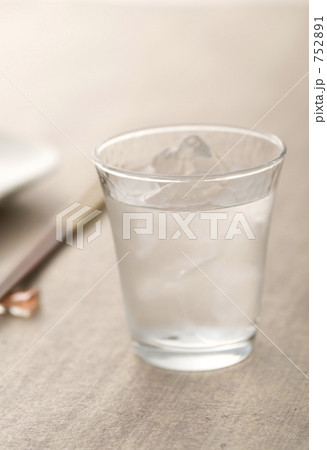 焼酎ロック 752891