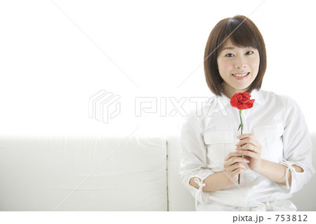 753812