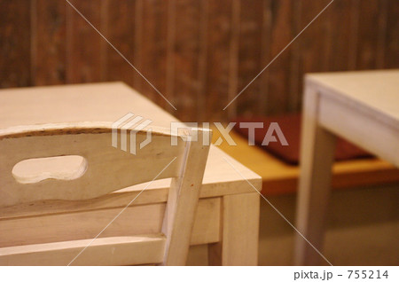 カフェのテーブル 755214