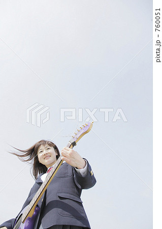 760051