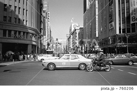 銀座・銀座4丁目交差点 昭和55年 銀座・銀座4丁目交差点 昭和55年 760206