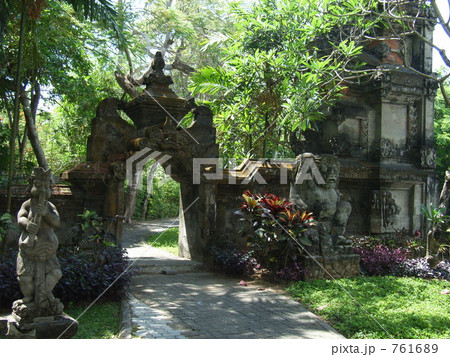 バリの割門 バリの割門 761689