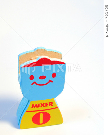 761759