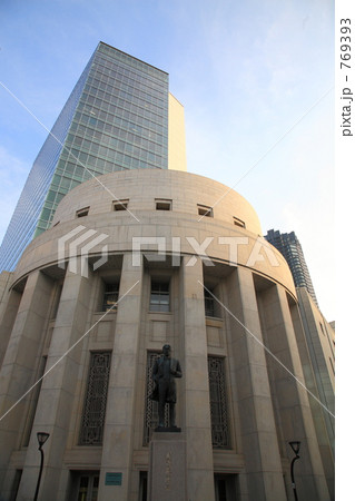 大阪証券取引所 769393