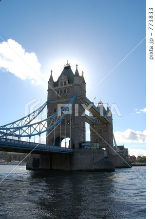ロンドン・タワーブリッジ 773833