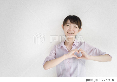 774916