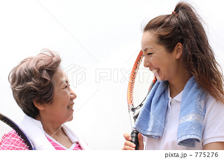 おばあちゃんとテニス 775276