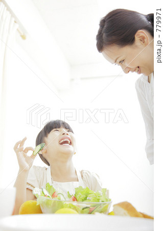 779971