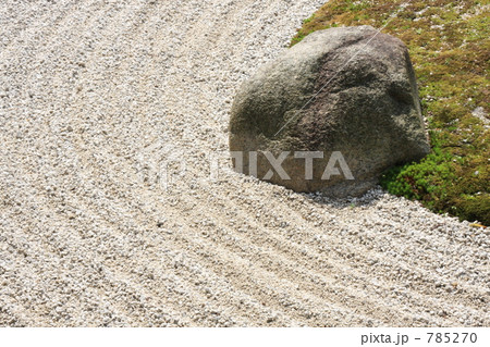 波紋と庭石 785270