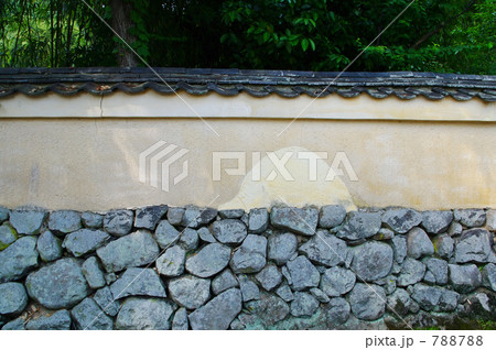 趣きのある土塀 788788