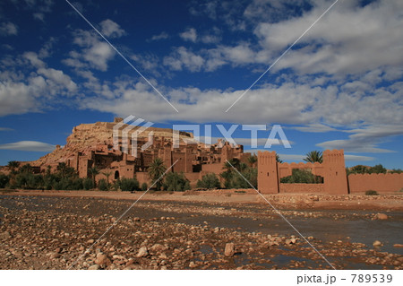 アイト・ベン・ハッドゥ アイト・ベン・ハッドゥ 789539