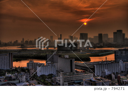 曇りの夕暮れ 曇りの夕暮れ 794271