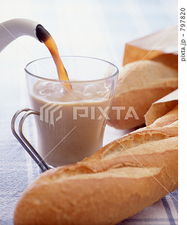 797820