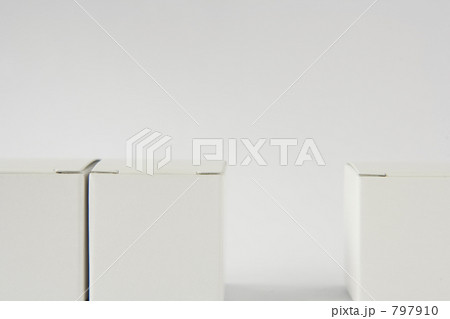 797910