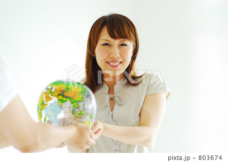 守ろうよ私たちの地球（横） 803674