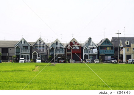 新興住宅街の夏 804349