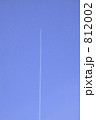 青空と飛行機雲 812002