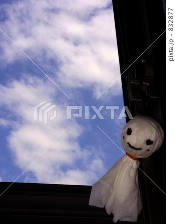 梅雨明けのてるてる坊主 832877