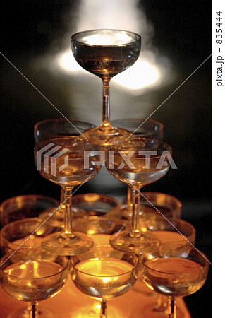 シャンパンタワー シャンパンタワー 835444