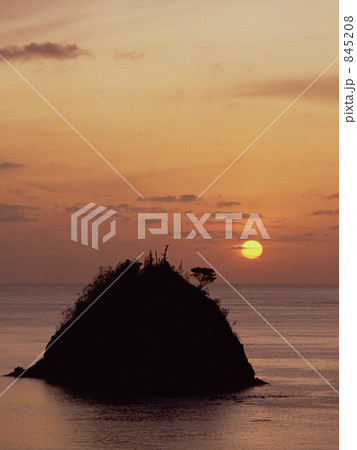 小笠原の夕焼け 小笠原の夕焼け 845208
