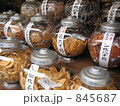 せんべい屋の店先 845687