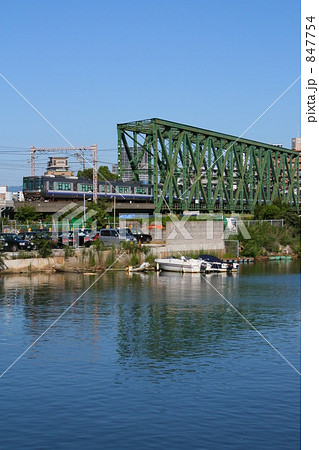 尻無川を渡る２２３系関空・紀州路快速 847754