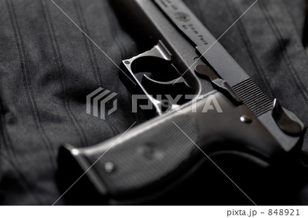 銃器 犯罪者 チャカの写真素材 [848921] - PIXTA
