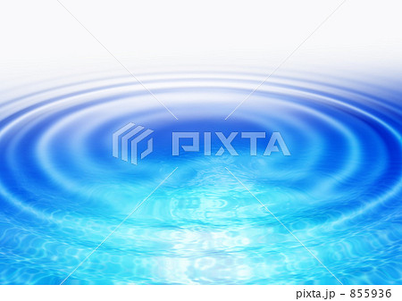 透明に広がる波紋 855936